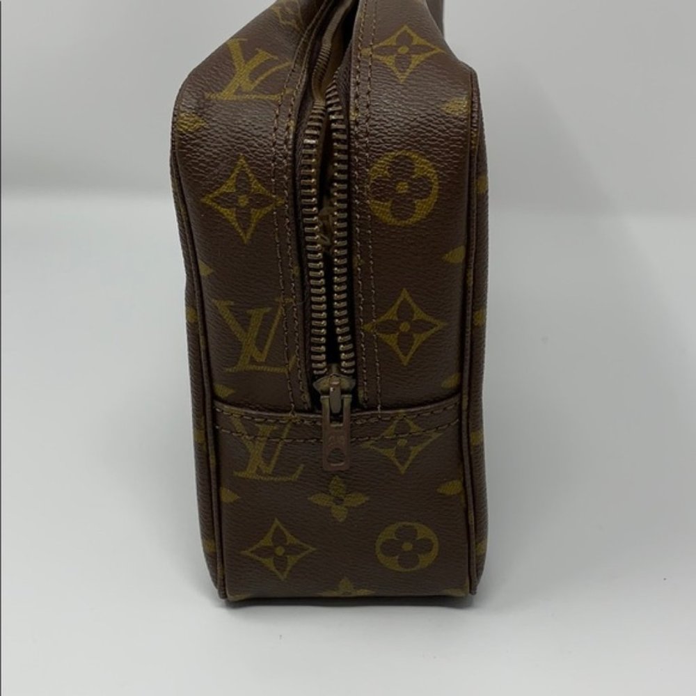 Authentic Louis Vuitton Cosmetic Pouch Vintage - Picture 5 of 13